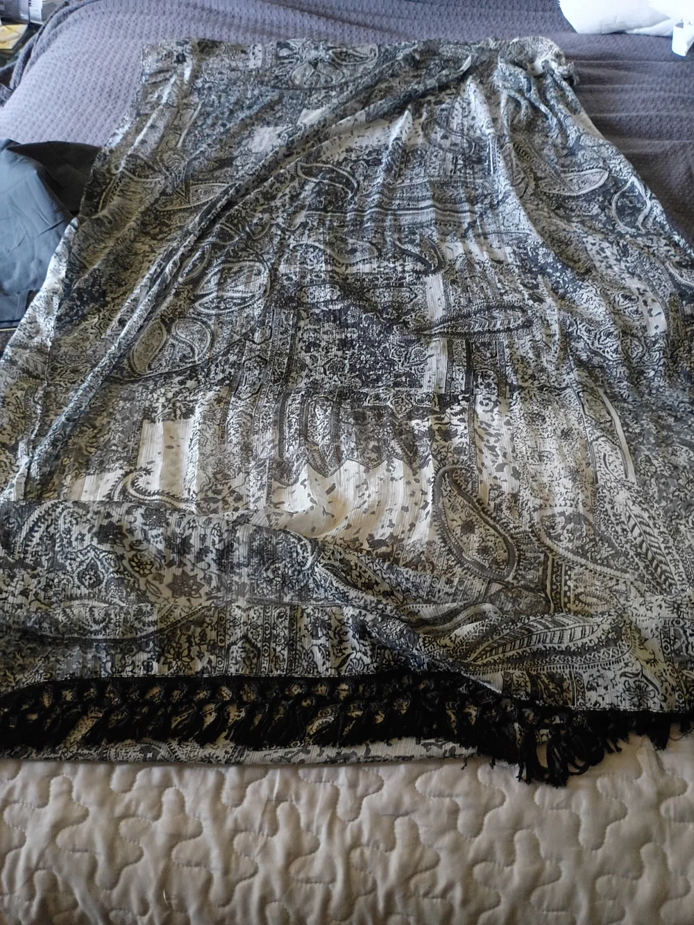 Black & White Paisley Fringe Kimono